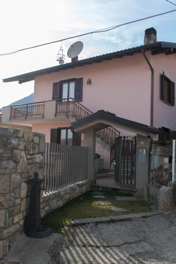 Casa Vacanze Al Paesello Orezzo Exterior photo